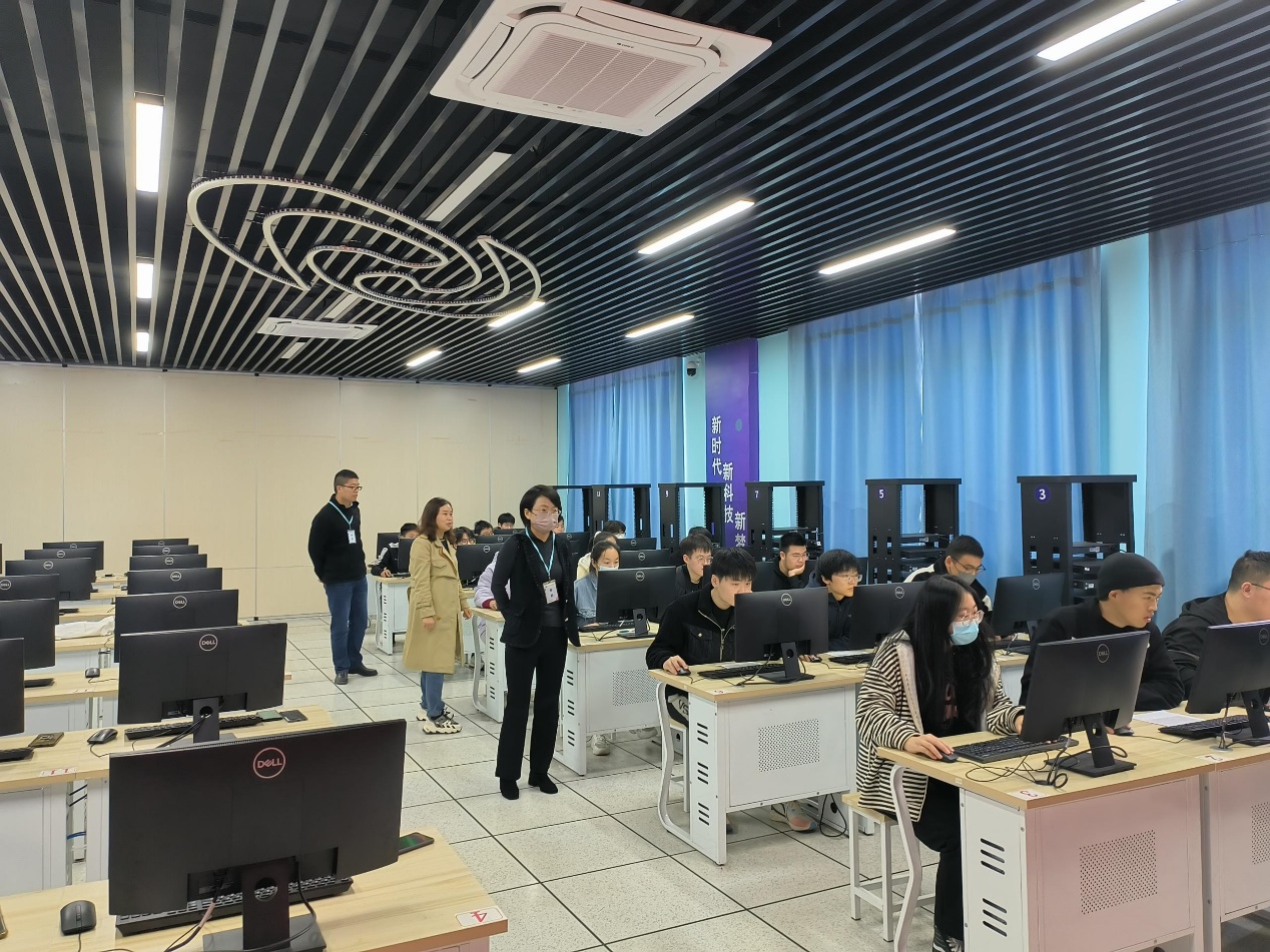 “1+X”Web前端開發(fā)職業(yè)技能等級考試圓滿完成，教育信息科學(xué)技術(shù)開發(fā)再上新臺階